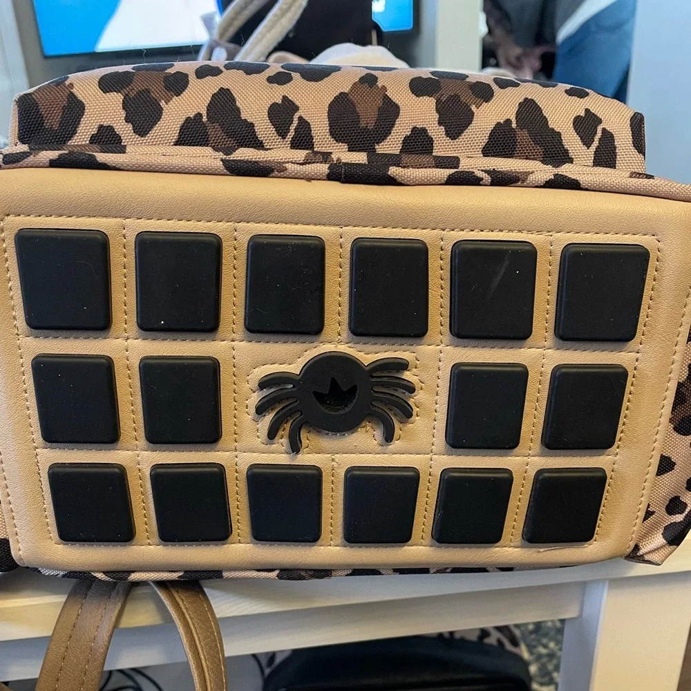 Itzy Ritzy mini backpack - Picture 2 of 5